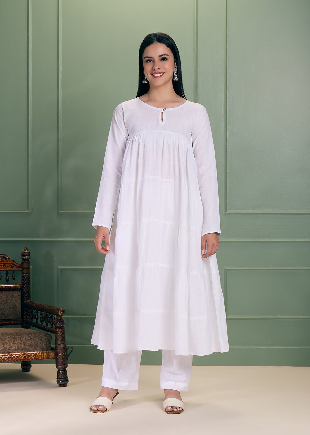 Nayaab Anarkali Set