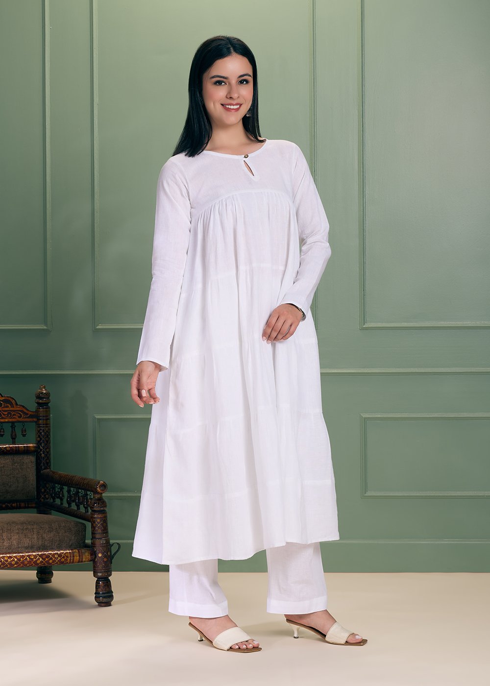 Nayaab Anarkali Set