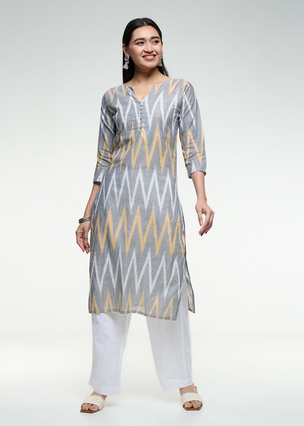 Anika Kurti