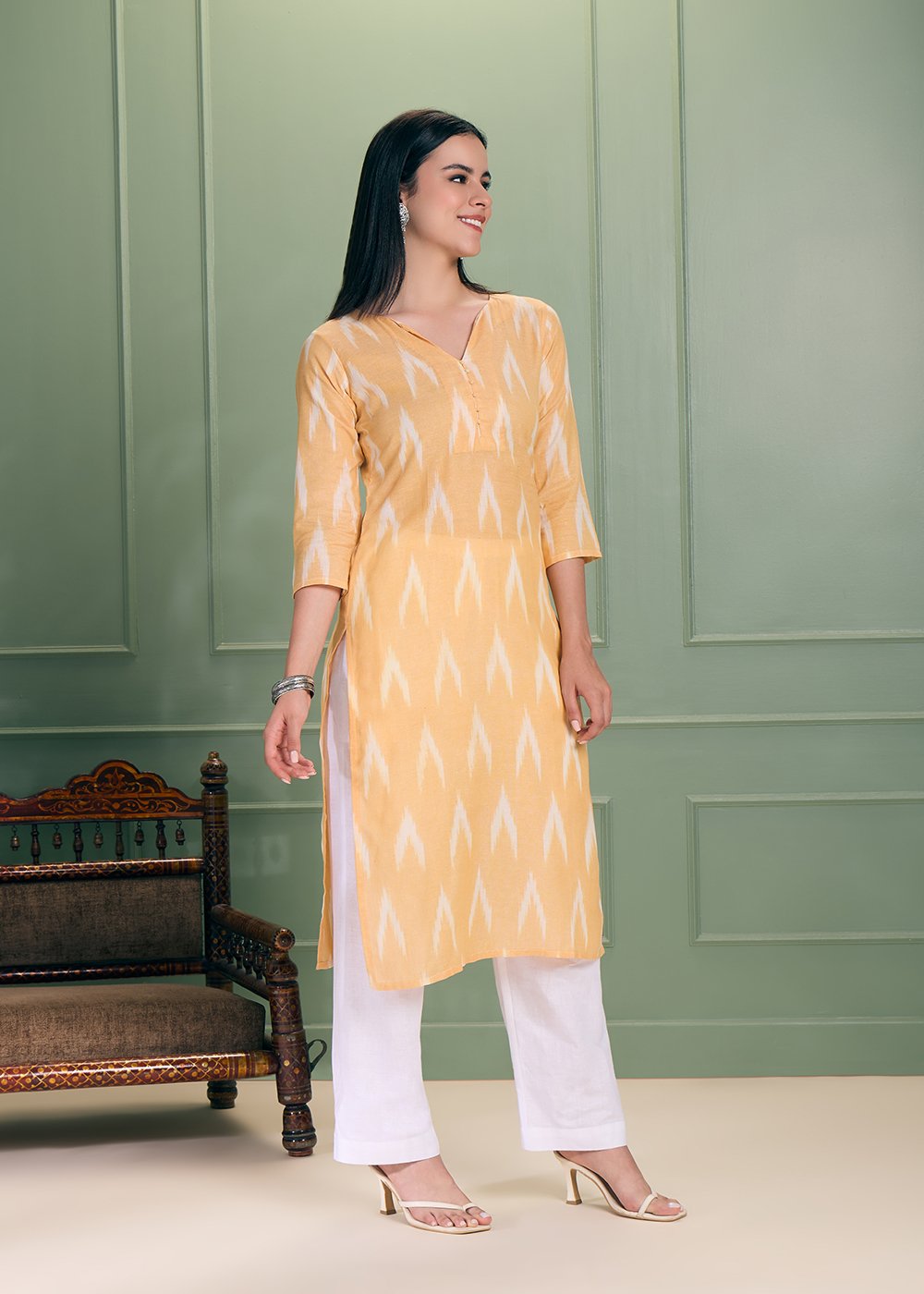 Kanak Kurti