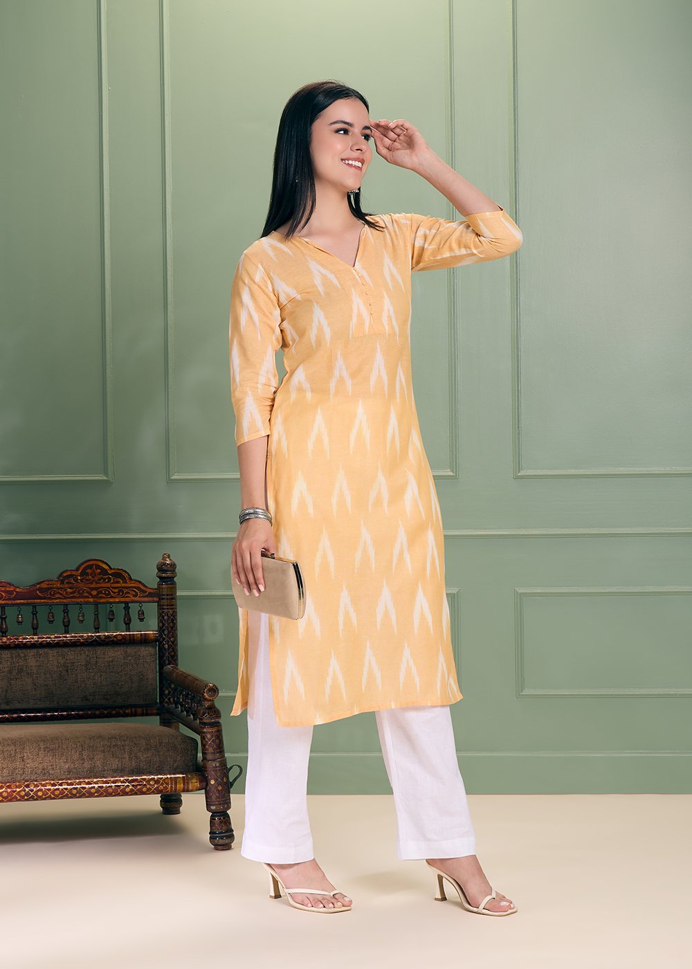 Kanak Kurti
