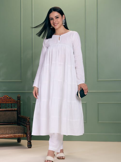 Nayaab Anarkali Set