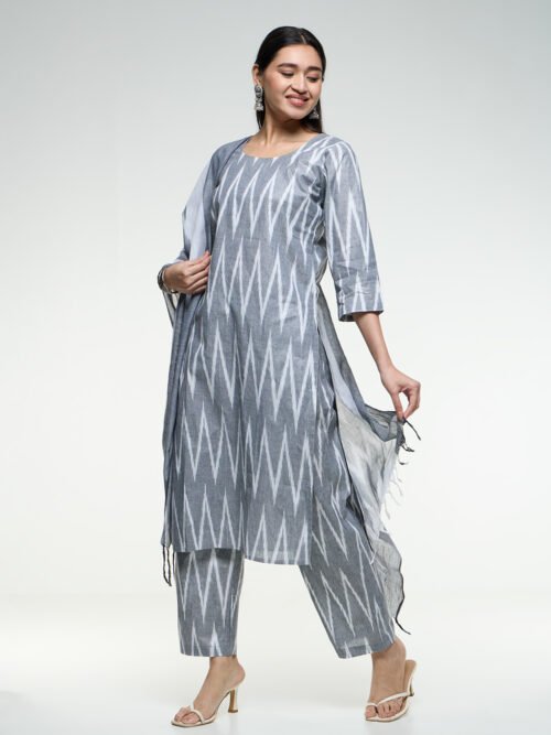 Nida Kurti Set